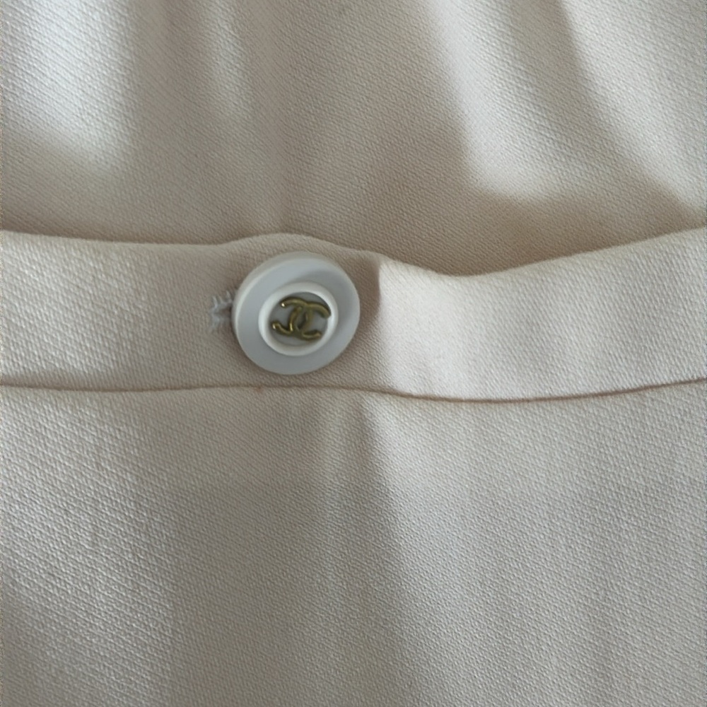 Vintage Chanel Creme Skirt - Picture 7 of 7